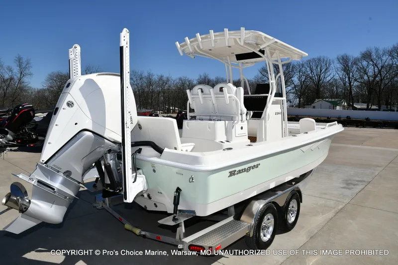 Slide: The Image of Ranger 2360 Bay w/300HP Mercury Verado 2025 - 14