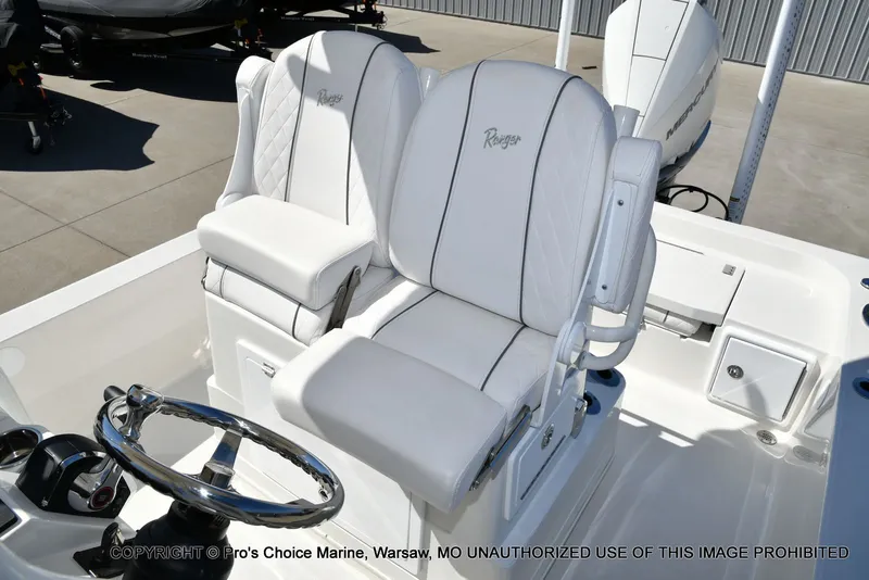 Slide: The Image of Ranger 2360 Bay w/300HP Mercury Verado 2025 - 25
