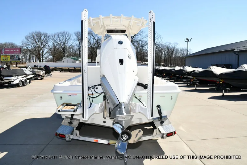 Slide: The Image of Ranger 2360 Bay w/300HP Mercury Verado 2025 - 27