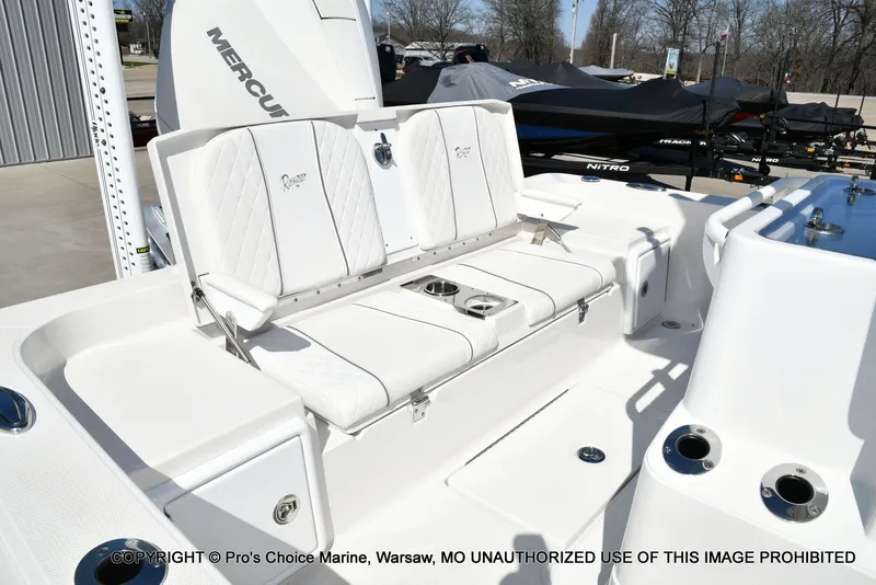 Slide: The Image of Ranger 2360 Bay w/300HP Mercury Verado 2025 - 4