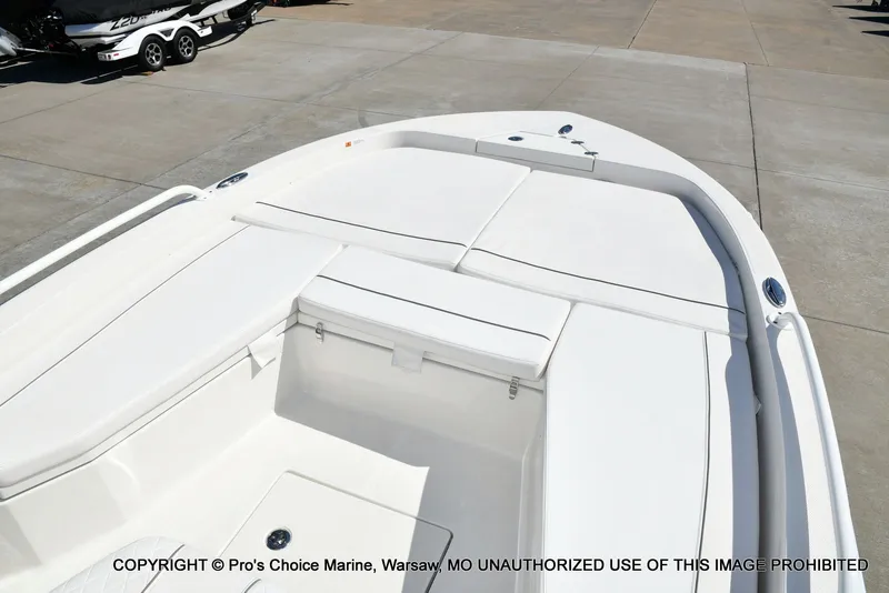 Slide: The Image of Ranger 2360 Bay w/300HP Mercury Verado 2025 - 53
