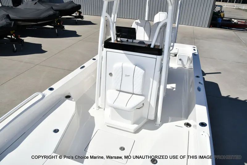 Slide: The Image of Ranger 2360 Bay w/300HP Mercury Verado 2025 - 69