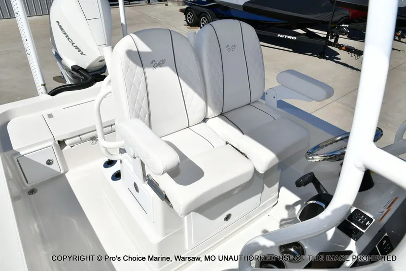 Slide: The Image of Ranger 2360 Bay w/300HP Mercury Verado 2025 - 74