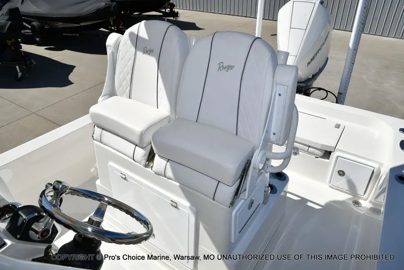 Slide: The Image of Ranger 2360 Bay w/300HP Mercury Verado 2025 - 76