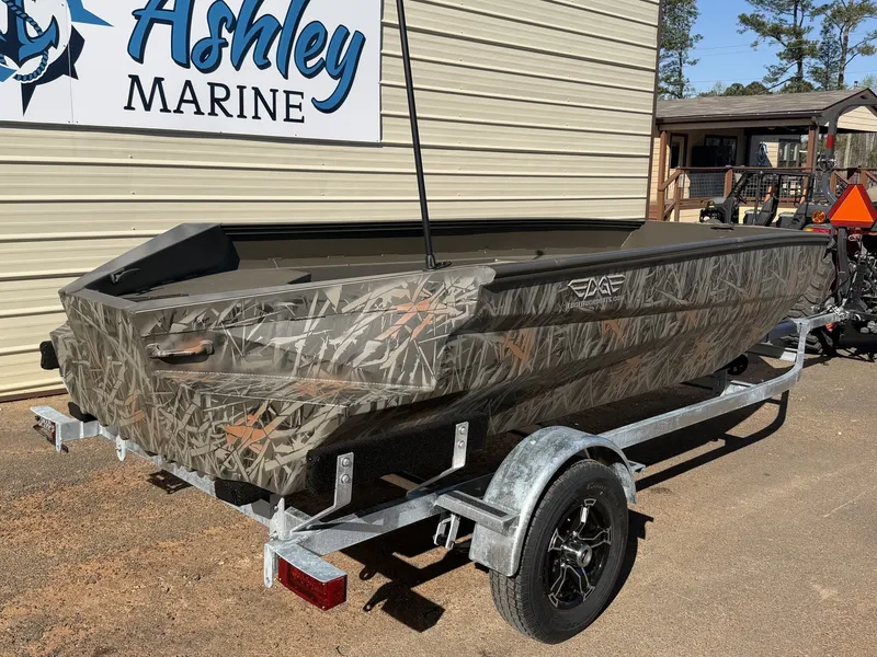 Slide: The Image of Edge Boats Sportsman Series 553DB 2026 - 7