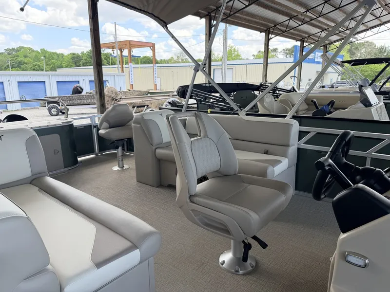 Slide: The Image of Tahoe Sport 85 23 CC FISH-140HP 2026 - 9