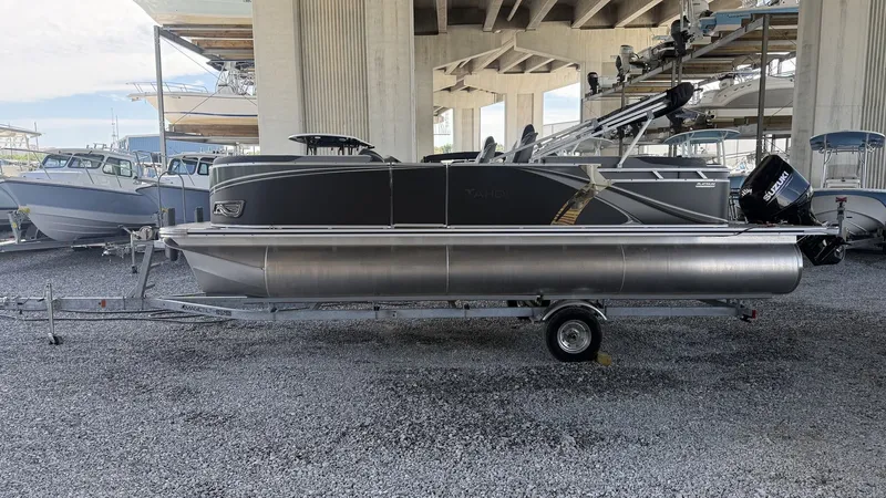 Slide: The Image of Tahoe LTZ 23 QUAD LOUNGER-140HP 2026 - 3