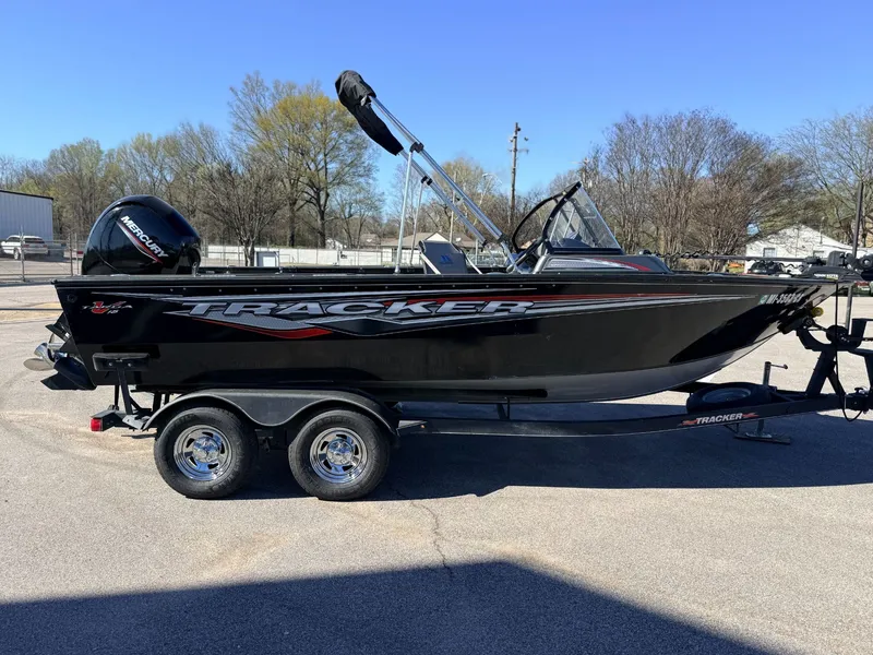 Slide: The Image of Tracker Targa V-18 WT 2021 - 10