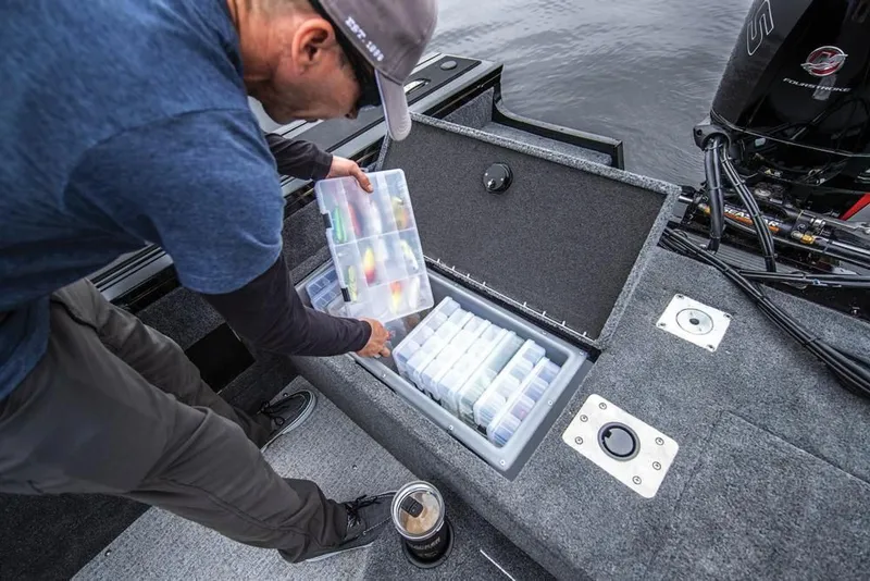 Slide: The Image of Tracker Targa V-18 WT 2021 - 104