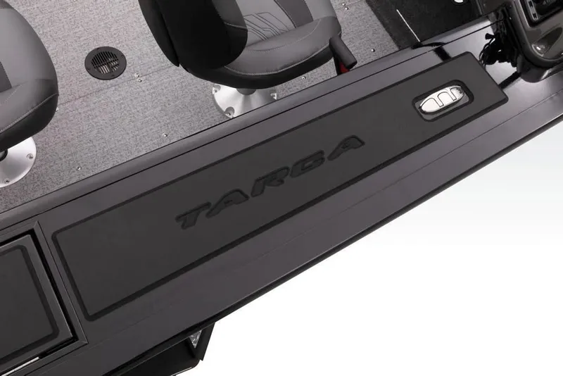 Slide: The Image of Tracker Targa V-18 WT 2021 - 28