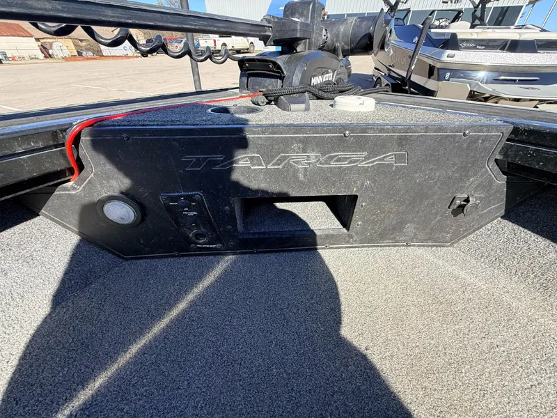 Slide: The Image of Tracker Targa V-18 WT 2021 - 5