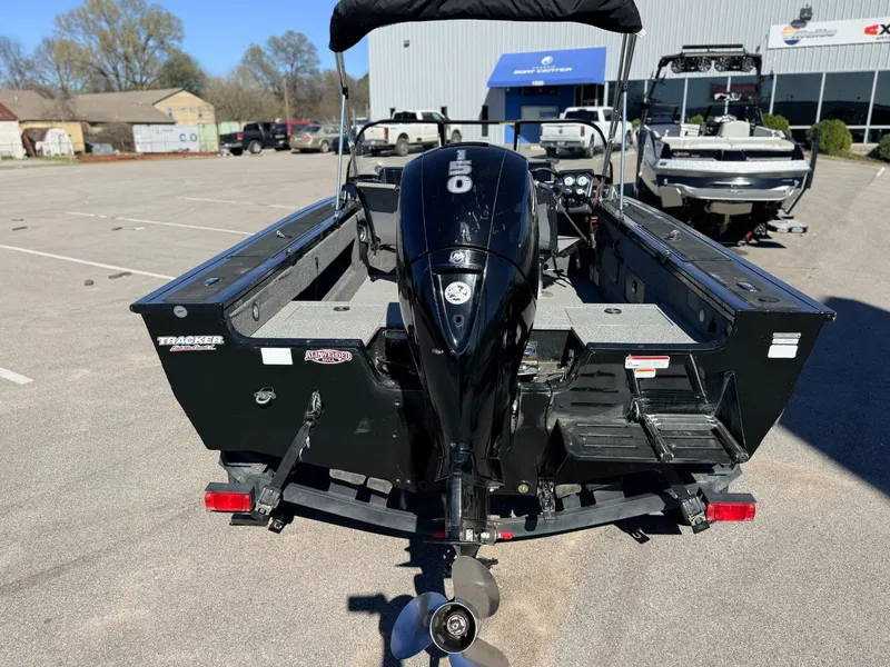 Slide: The Image of Tracker Targa V-18 WT 2021 - 9