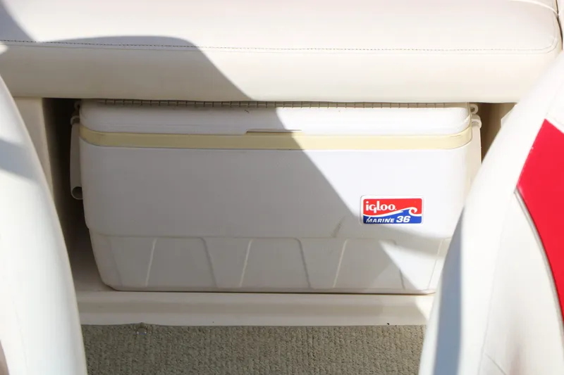 Slide: The Image of Igloo Marine 36 cooler on Rinker Captiva 192 boat, 2002 model. - 26