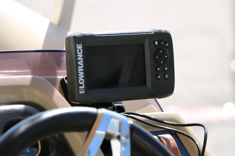 Slide: The Image of Lowrance fish finder on Crest 200 Classic Fish 2020 boat. - 28