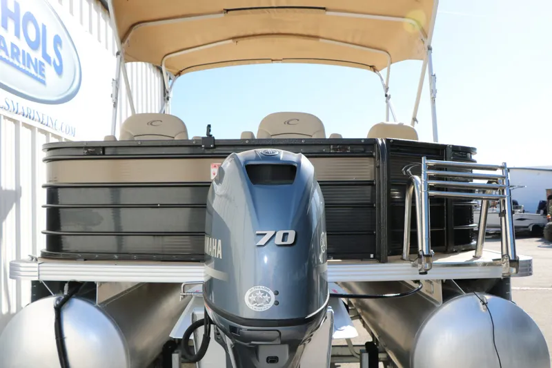 Slide: The Image of 2020 Crest 200 Classic Fish pontoon boat with Yamaha 70 engine. - 8