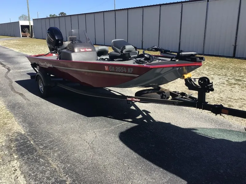 The Image of Bass Tracker Classic XL 2022 - undefined