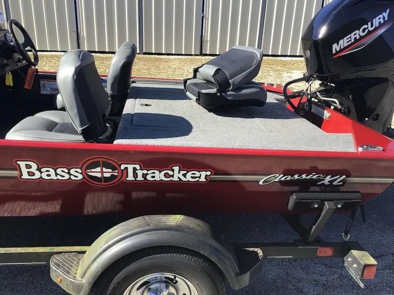 Slide: The Image of Bass Tracker Classic XL 2022 - 6
