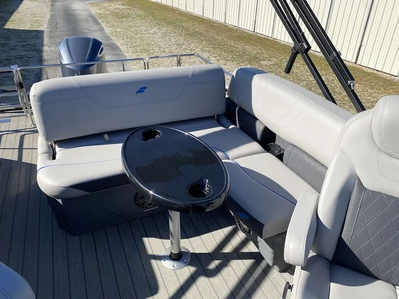 Slide: The Image of Starcraft SLS 3 Q DH 2023 - 17