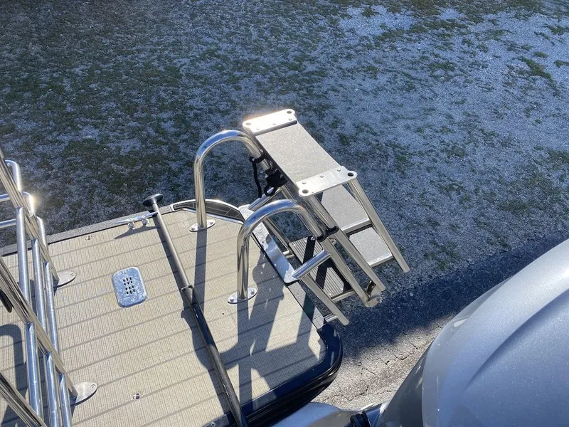 Slide: The Image of Starcraft SLS 3 Q DH 2023 - 19