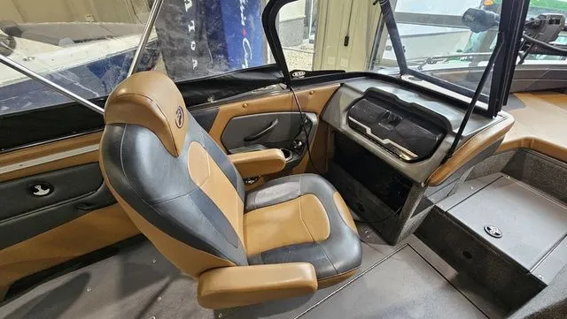 Slide: The Image of Princecraft Platinum SE 227 2019 - 15