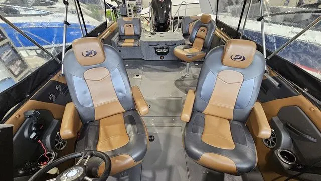 Slide: The Image of Princecraft Platinum SE 227 2019 - 11