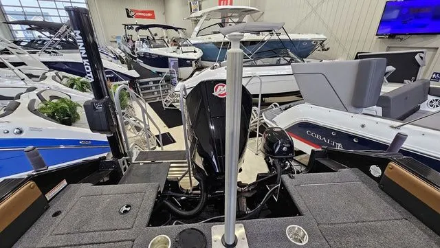 Slide: The Image of Princecraft Platinum SE 227 2019 - 22