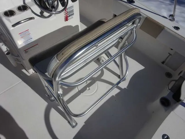 Slide: The Image of Robalo R180 Center Console 2019 - 4