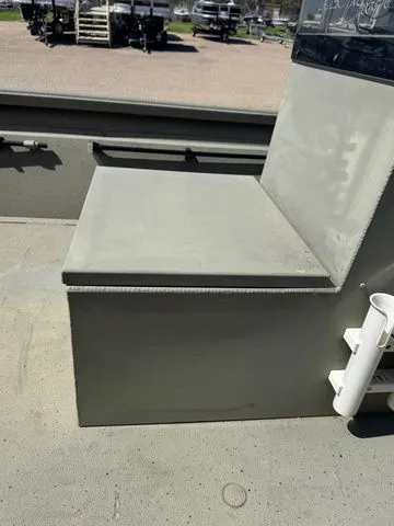 Slide: The Image of Alumacraft MV 1756 CC 2020 - 5