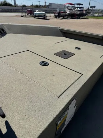 Slide: The Image of Alumacraft MV 1756 CC 2020 - 6