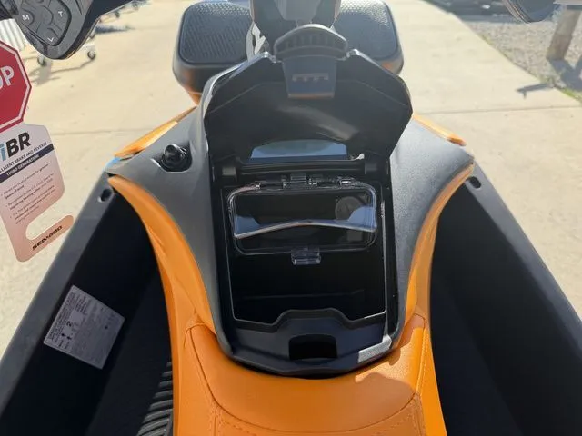 Slide: The Image of Sea-Doo Spark Trixx For 1 Rotax 900 ACE - 90 Ibr And Au 2026 - 13