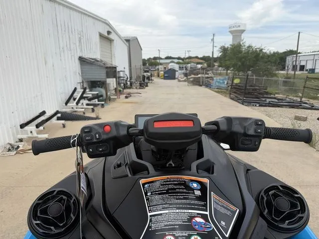 Slide: The Image of Sea-Doo RXT-X 2026 - 12