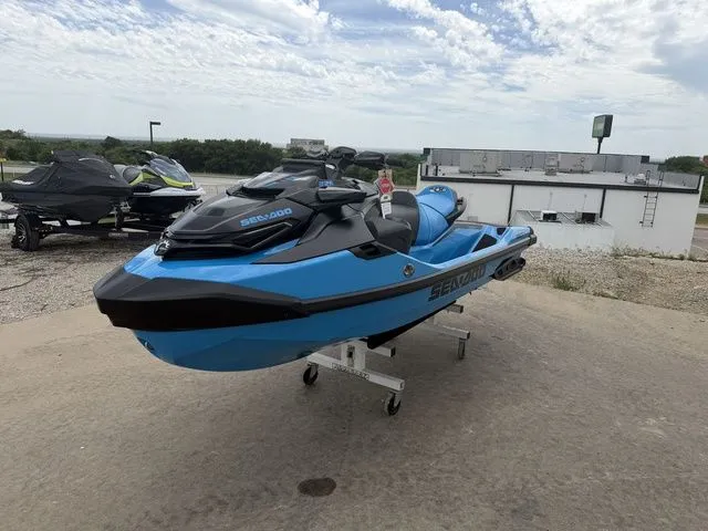 Slide: The Image of Sea-Doo RXT-X 2026 - 5