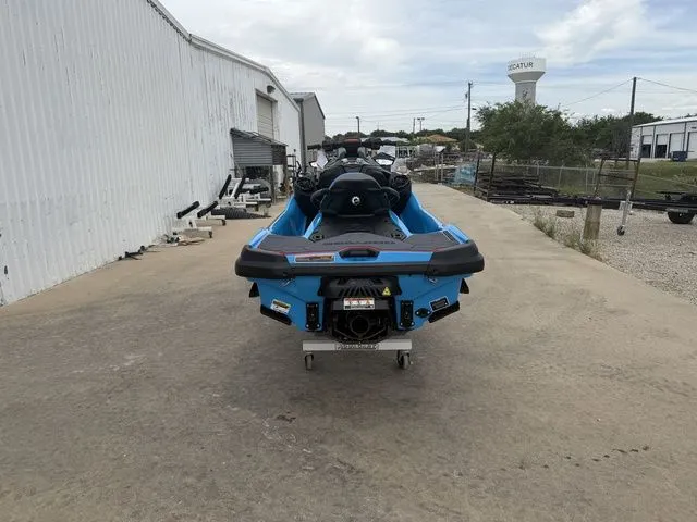Slide: The Image of Sea-Doo RXT-X 2026 - 8