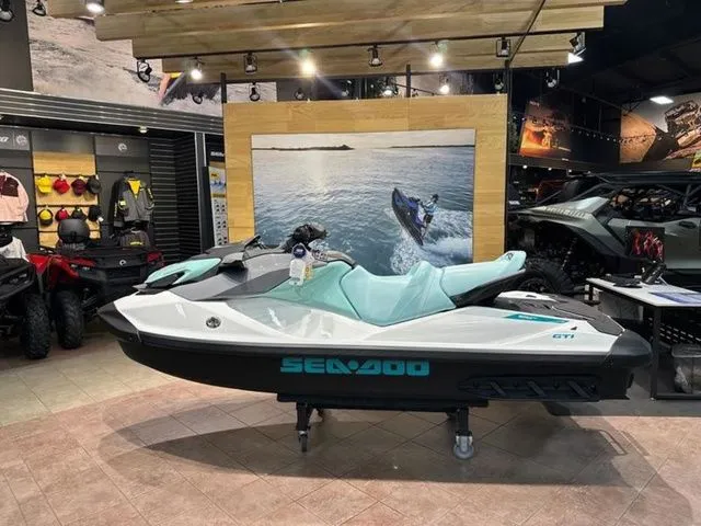Slide: The Image of Sea-Doo GTI 130 2026 - 5