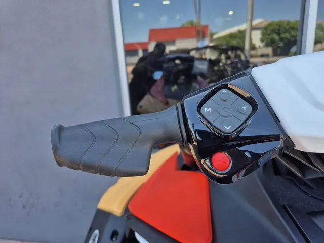 Slide: The Image of Sea-Doo Spark for 3 2026 - 18