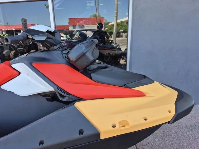 Slide: The Image of Sea-Doo Spark for 3 2026 - 8