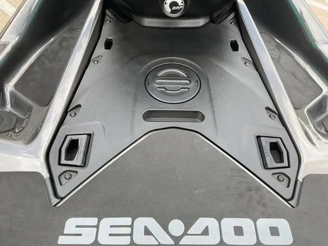 Slide: The Image of Sea-Doo GTR 230 2026 - 15