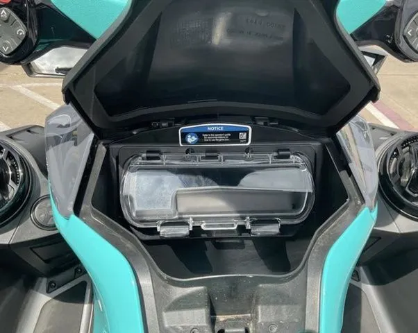 Slide: The Image of Sea-Doo GTR 230 2026 - 16