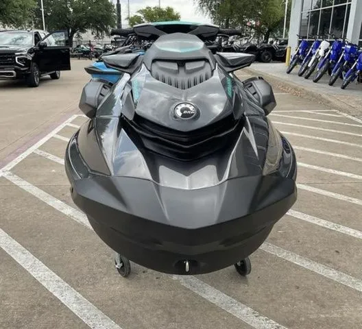 Slide: The Image of Sea-Doo GTR 230 2026 - 8
