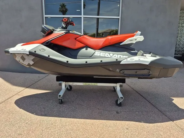 Slide: The Image of Sea-Doo Spark for 3 2026 - 17