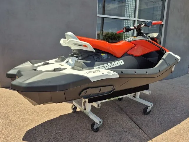Slide: The Image of Sea-Doo Spark for 3 2026 - 28