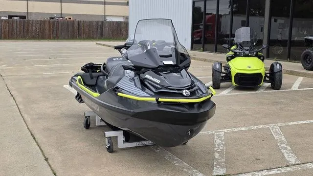 Slide: The Image of Sea-Doo Explorer Pro 2026 - 5
