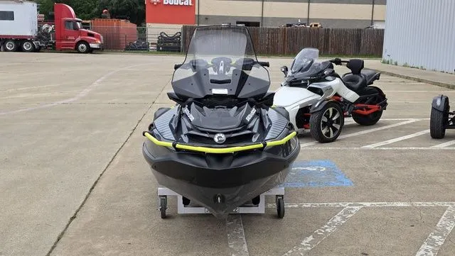 Slide: The Image of Sea-Doo Explorer Pro 2026 - 6