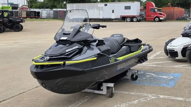Slide: The Image of Sea-Doo Explorer Pro 2026 - 7