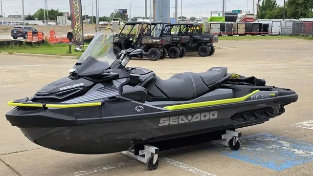 Slide: The Image of Sea-Doo Explorer Pro 2026 - 8