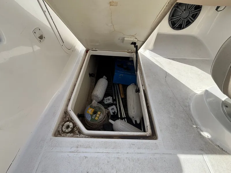 Slide: The Image of Chaparral 232 Sunesta 2005 - 22