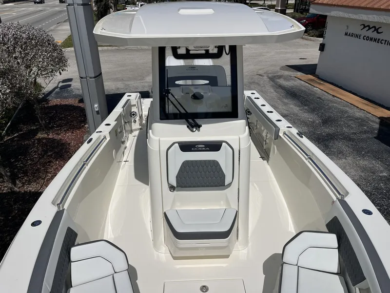 Slide: The Image of Cobia 245 Center Console 2026 - 20