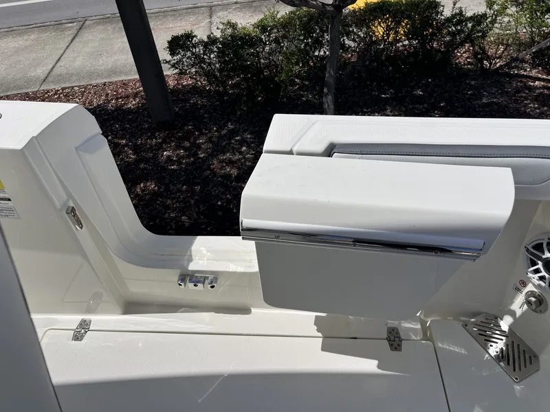 Slide: The Image of Cobia 245 Center Console 2026 - 33