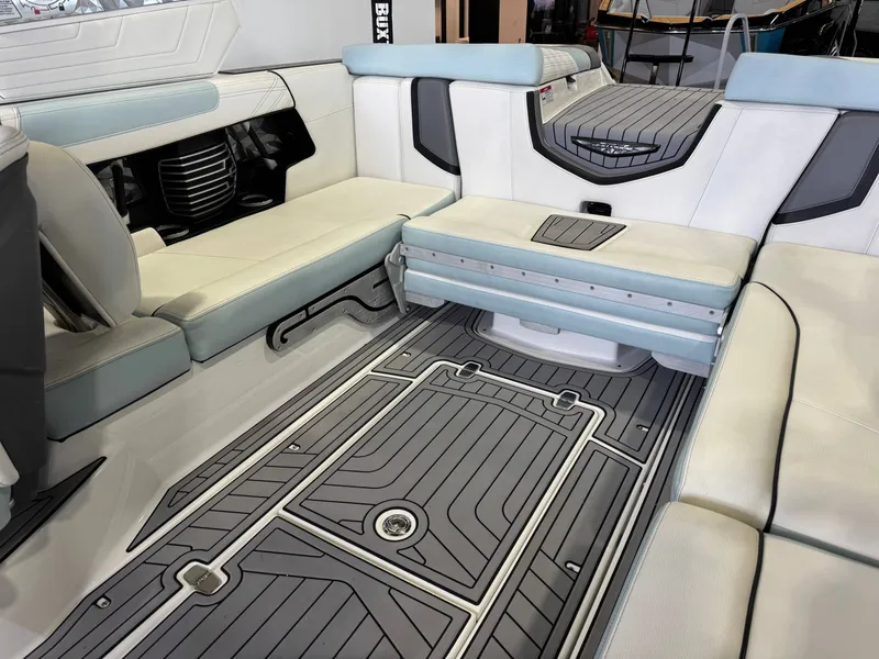 Slide: The Image of Nautique Super Air Nautique G23 2019 - 13