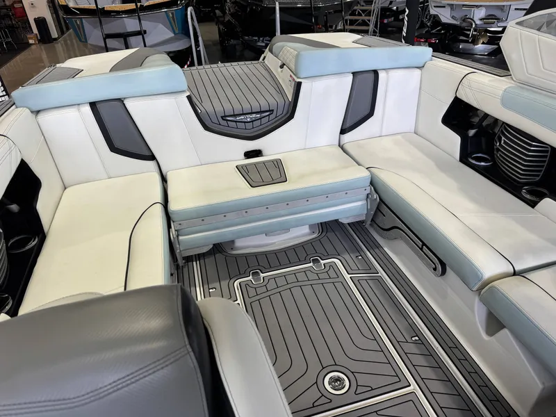 Slide: The Image of Nautique Super Air Nautique G23 2019 - 14